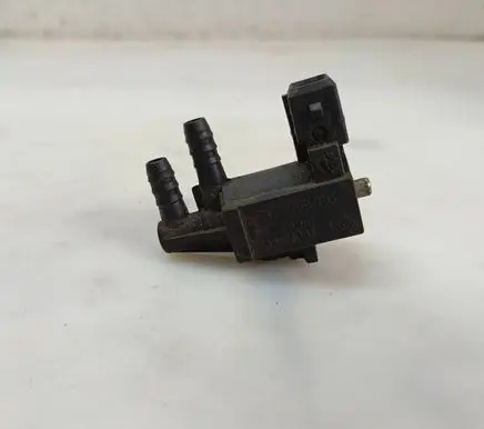 Volvo S40, V40 Turbo solenoid valve 72279500 9458450 00T290