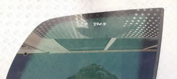Volkswagen Sharan Rear side window AS3