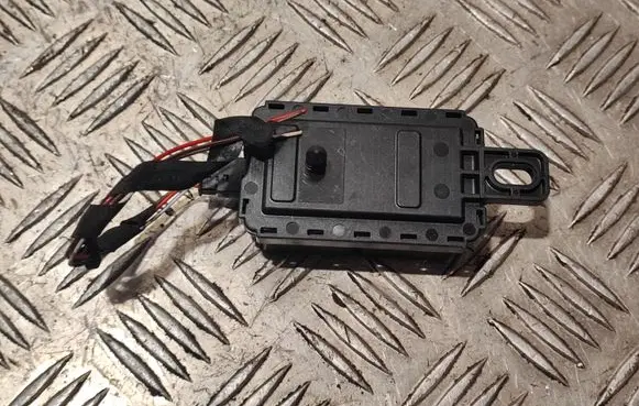 BMW 2 F22 F23 Antenna control unit 939784601