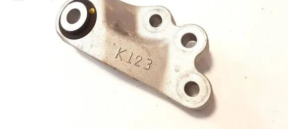 Mazda CX-5 II Engine mounting bracket K123