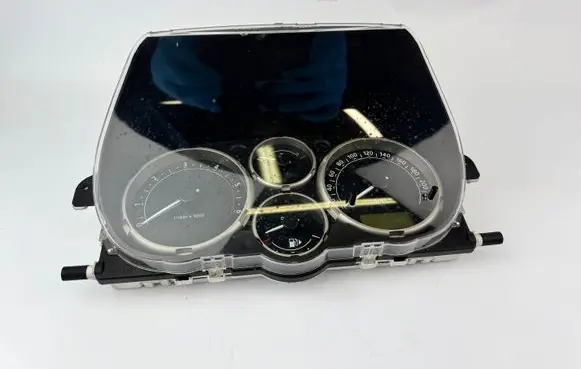 Land Rover Freelander Speedometer (instrument cluster) LR0018006 L31404 AC501150
