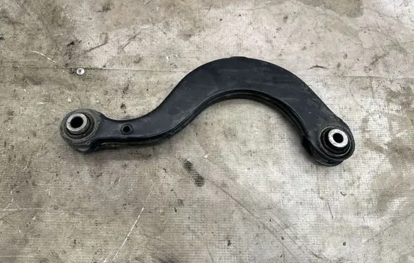 Volkswagen Tiguan Rear control arm 5Q0505351B 5Q0505323C