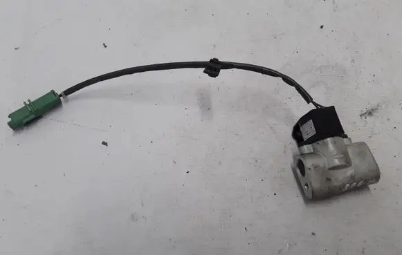 Renault Zoe Air conditioning (A/C) pressure sensor 924871682R