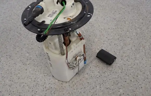 Hyundai ix20 In-tank fuel pump 311101P000