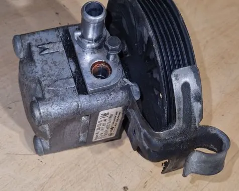Power steering pump