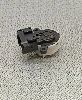 Suzuki SX4 Ignition lock contact 7G11