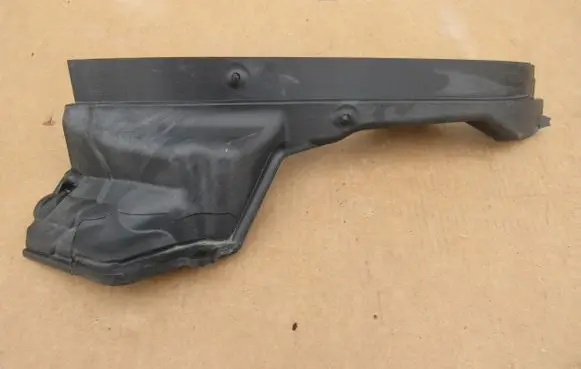 BMW 5 F10 F11 Other engine bay part 7204336