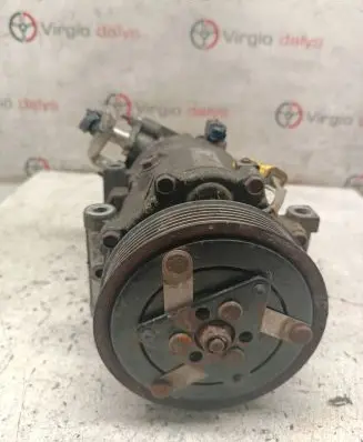 Peugeot 308 Air conditioning (A/C) compressor (pump) SD7CBF