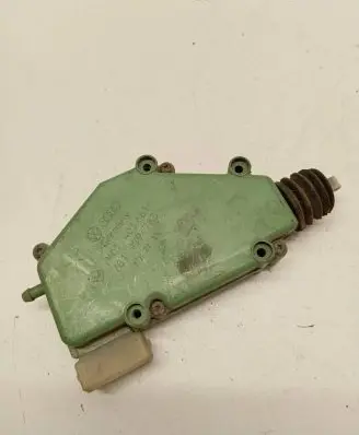 Volkswagen Transporter - Caravelle T4 Central locking motor 701959783