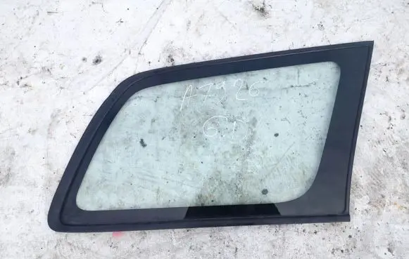 Toyota Corolla E120 E130 Rear side window