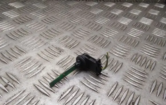 Audi A2 Interior temperature sensor 4B0820539