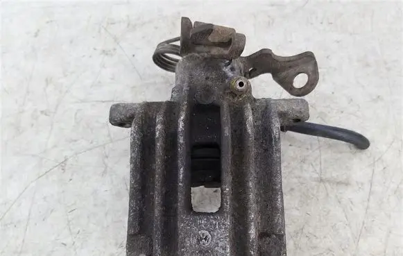 Rear brake caliper
