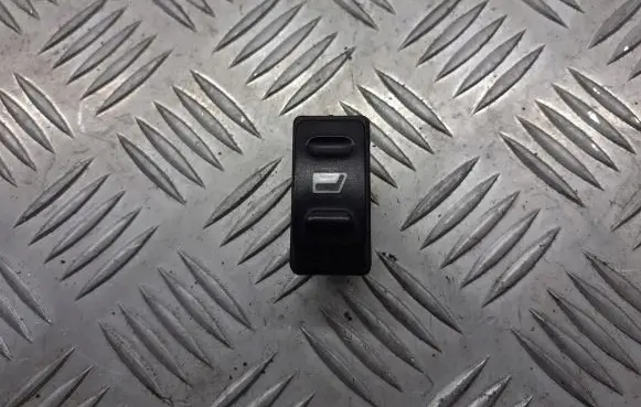 Citroen Xsara Picasso Quarter vent window switch BRAK