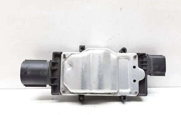 Volvo V40 Coolant fan relay 1137328713