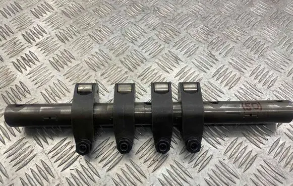 Volkswagen PASSAT B6 Other cylinder head part 03G109527B