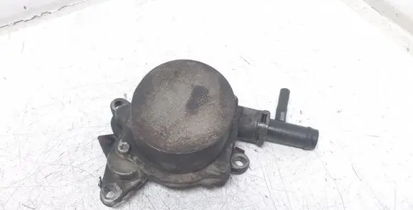 Renault Master III Vacuum pump