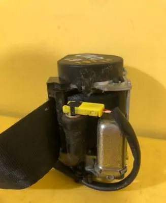 Nissan Qashqai Seat belt trim 