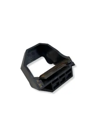BMW 1 E81 E87 Radiator mount bracket 7807185