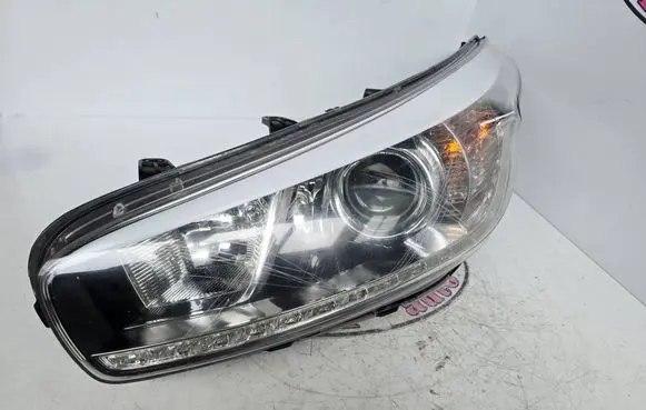 KIA Ceed Headlight/headlamp 92101a2220 L009A22VZ4Q
