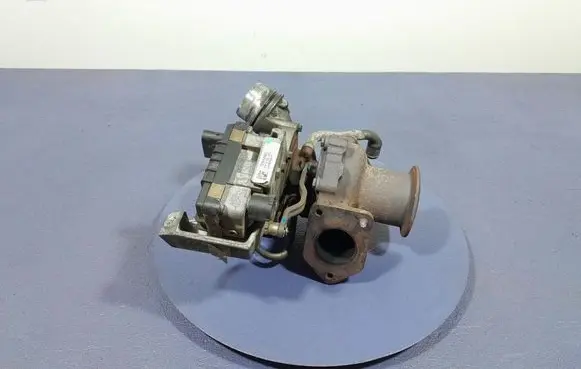 BMW 7 F01 F02 F03 F04 Turbo system vacuum part 7910189