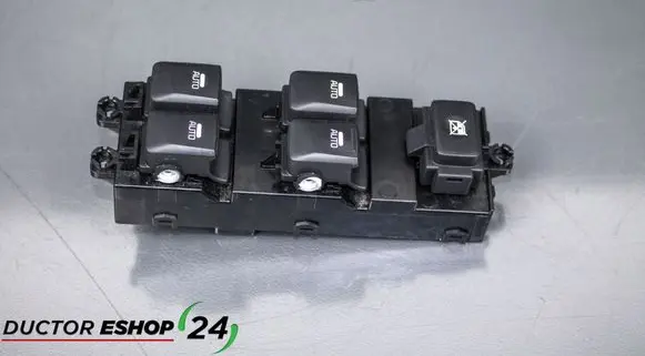 KIA Ceed Electric window control switch 93570A2900