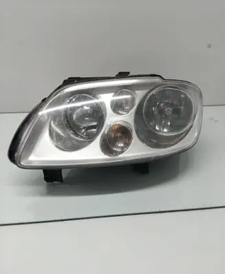 Volkswagen Touran I Headlight/headlamp 0301205201 1T0941005F