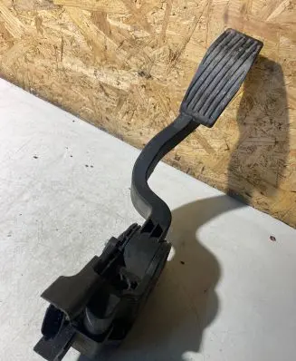 Peugeot Bipper Accelerator throttle pedal 51801577 0280755105