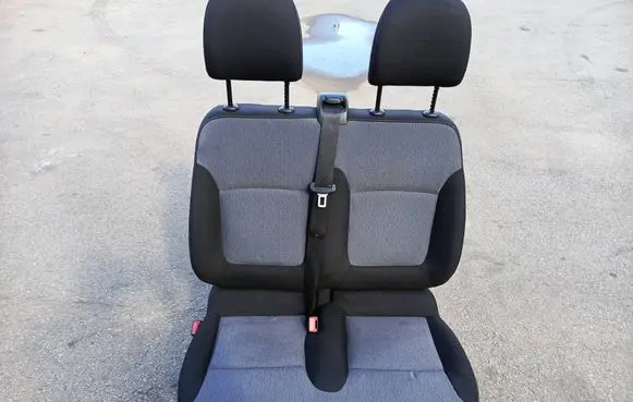 Opel Vivaro Front double seat 