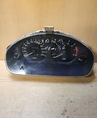 Mitsubishi Carisma Speedometer (instrument cluster) MR114265 DX40 DP0179