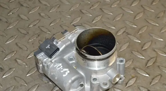 Land Rover Discovery Sport Throttle valve G4D39F991AA