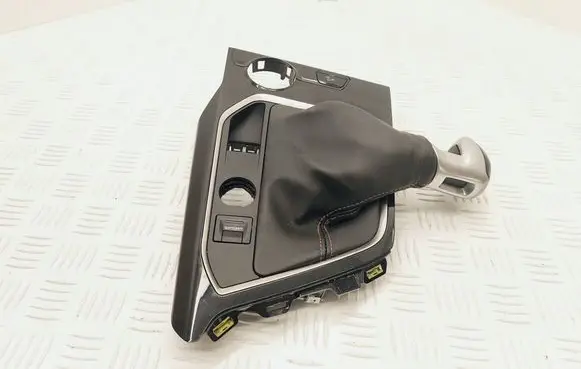Peugeot 5008 II Gear shifter surround trim plastic 9810274077 MQU021993 GE0037613