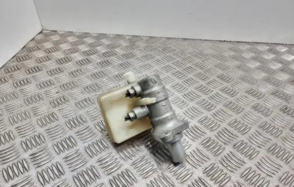 Ford S-MAX Master brake cylinder A1S17M9