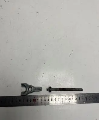 BMW 5 GT F07 Fuel Injector clamp holder 