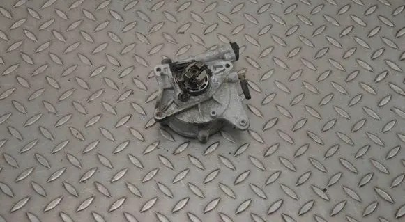 KIA Sorento Vacuum pump 28102F600