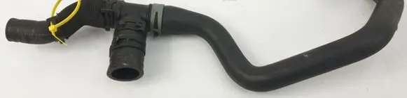Mercedes-Benz C W203 Engine coolant pipe/hose 2038323894