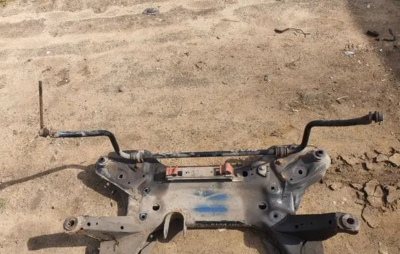 Renault Master III Front subframe