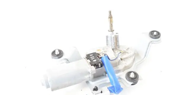 Hyundai i30 Rear window wiper motor 98700A5000