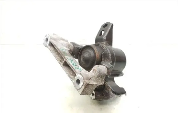Toyota Avensis T270 Engine mounting bracket