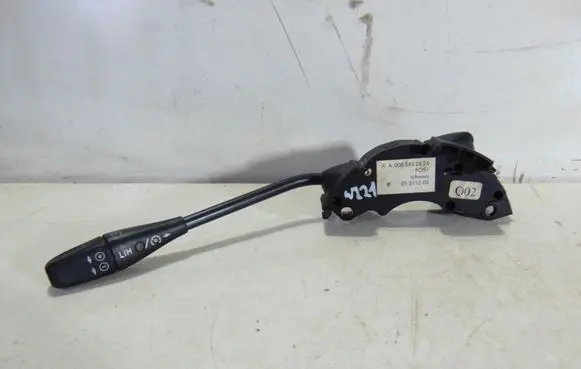 Mercedes-Benz E W211 Fog light switch A0085452424