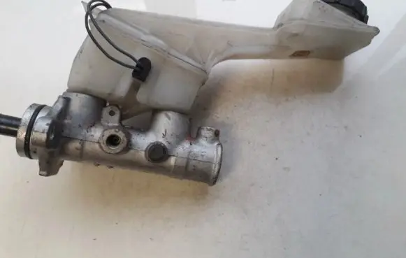 Mazda Premacy Master brake cylinder