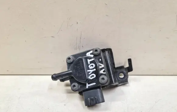 Toyota Avensis T250 Exhaust gas pressure sensor 8948020030