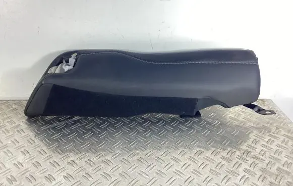 Lexus RC Seat belt trim 7273424020