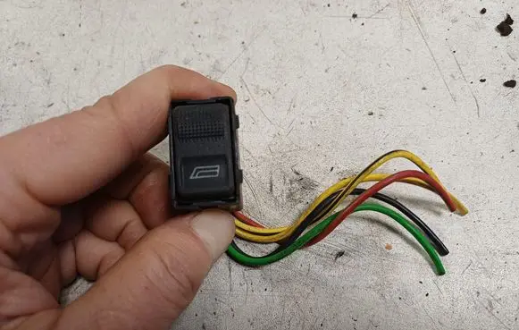 Audi A6 S6 C4 4A Electric window control switch