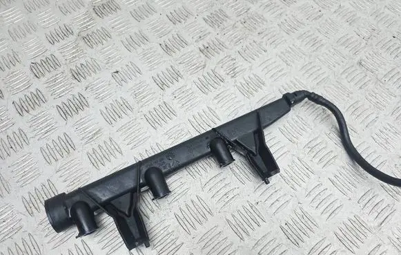 Peugeot 208 I Fuel main line pipe 9676020480