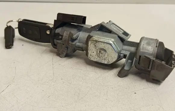 Ford Mondeo MK IV Ignition lock 6E5T15607BA 3M513F880AD