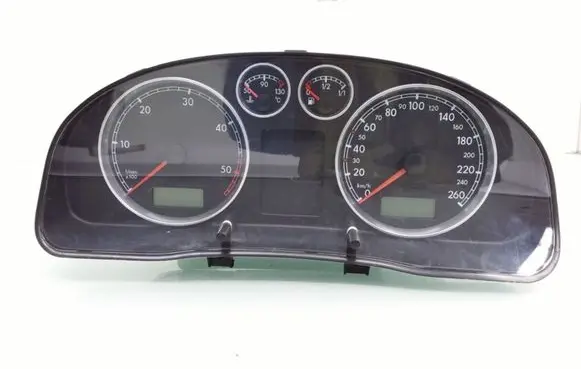 Volkswagen PASSAT B5.5 Speedometer (instrument cluster) 3B0920805A 110080051004 299