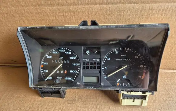 Volkswagen Scirocco Speedometer (instrument cluster) 533919035 191919059