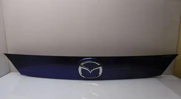 Mazda 6 Tailgate trim 