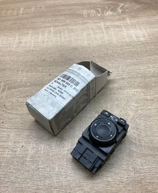 Volkswagen PASSAT B5 Wing mirror switch 3B1959565C