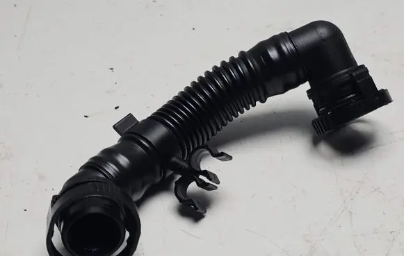 Volkswagen PASSAT B7 Breather hose/pipe NORMARSS